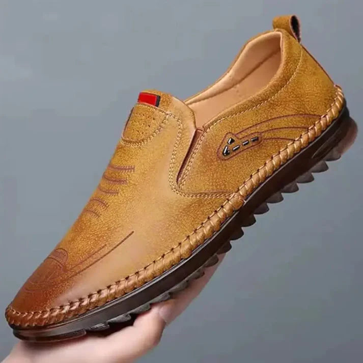 Men’s Beige Casual Leather Shoes – Flexible Design with Cushioned Foam Insole
